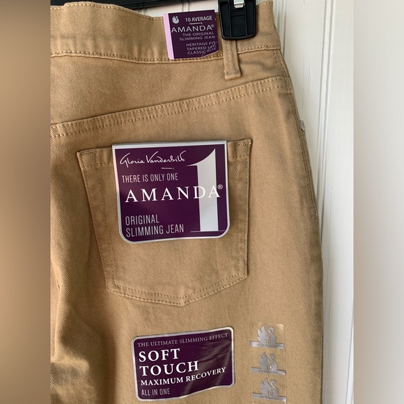 Gloria Vanderbilt Denim - Gloria Vanderbilt Amanda Slimming Jean (NWT) Size 10 Average; Tan Color